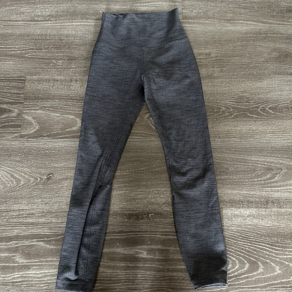 Lululemon Women's Align Pant 25" Size 2 - Picture 3 of 7